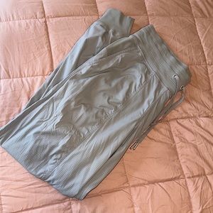 Lululemon dance studio jogger